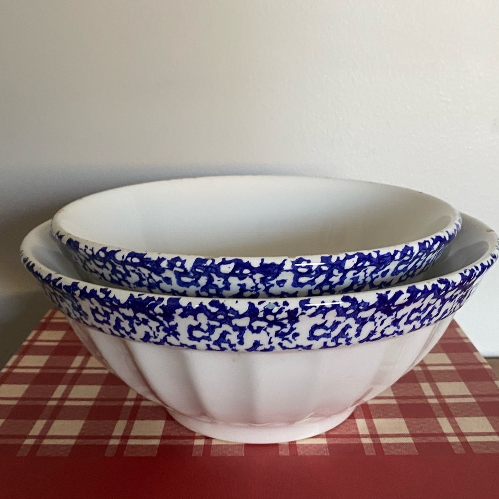Himark Made in Italy Vintage Blue and White Patterned Bowls